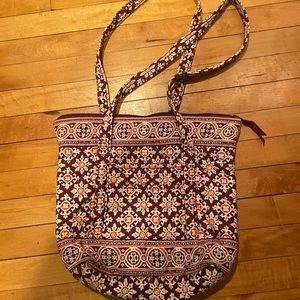 Vera Bradley zip tote retired